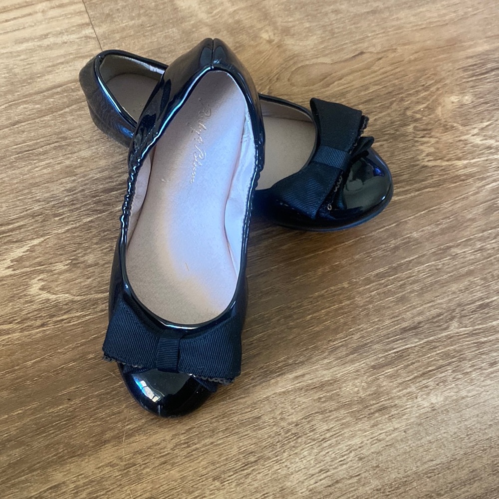 Girls black ballet flats